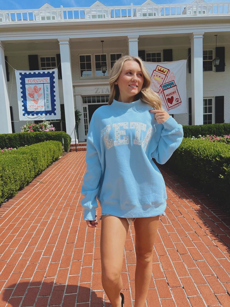 Custom Floral Letter Fleece Pullover Sweatshirt