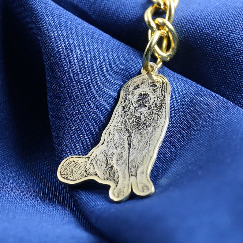 Custom Engraved Pet Photo Keychain | Personalized Dog Portrait Keyring