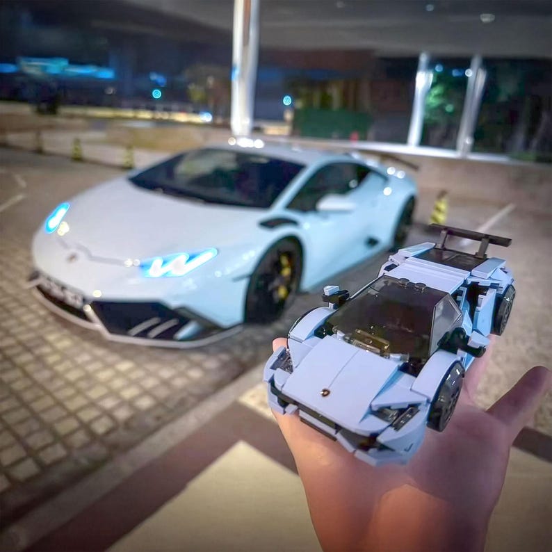 Personalized Photo-to-Car Brick Model, Custom Mini Replica of Your Vehicle