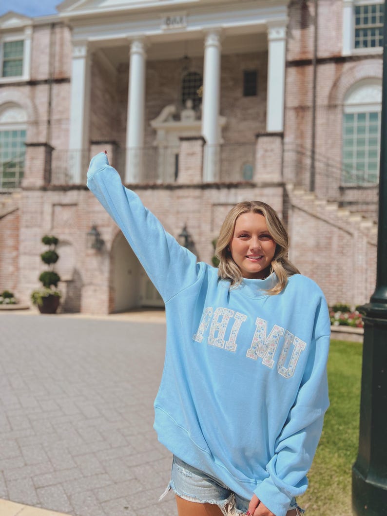 Custom Floral Letter Fleece Pullover Sweatshirt