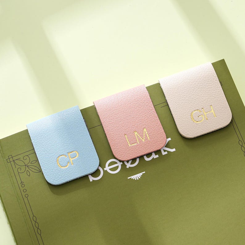 Personalized Magnetic Leather Bookmark Clip