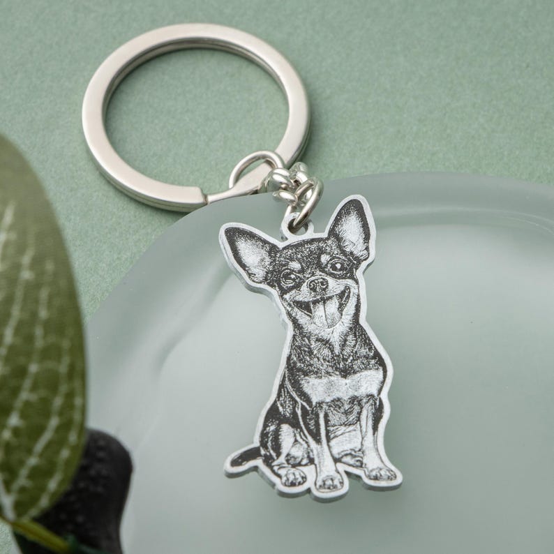 Custom Engraved Pet Photo Keychain | Personalized Dog Portrait Keyring