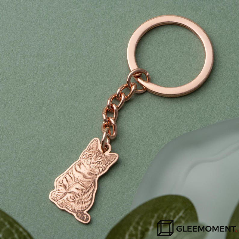 Custom Engraved Pet Photo Keychain | Personalized Dog Portrait Keyring