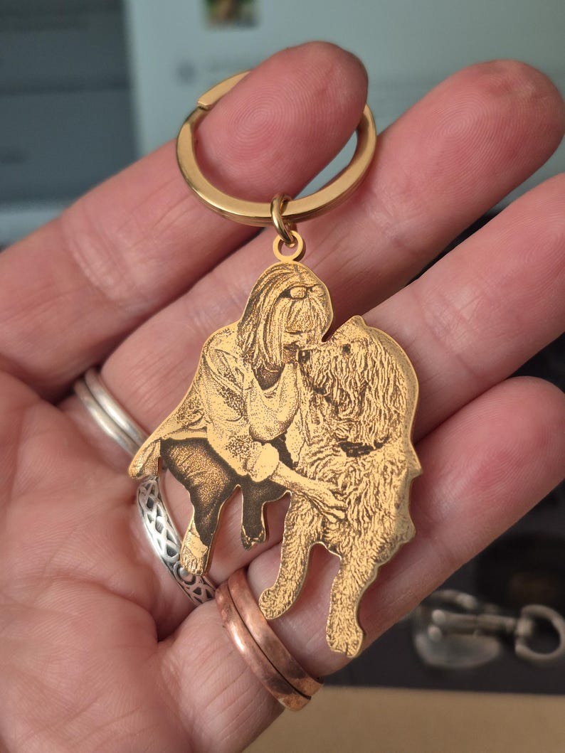 Custom Engraved Pet Photo Keychain | Personalized Dog Portrait Keyring