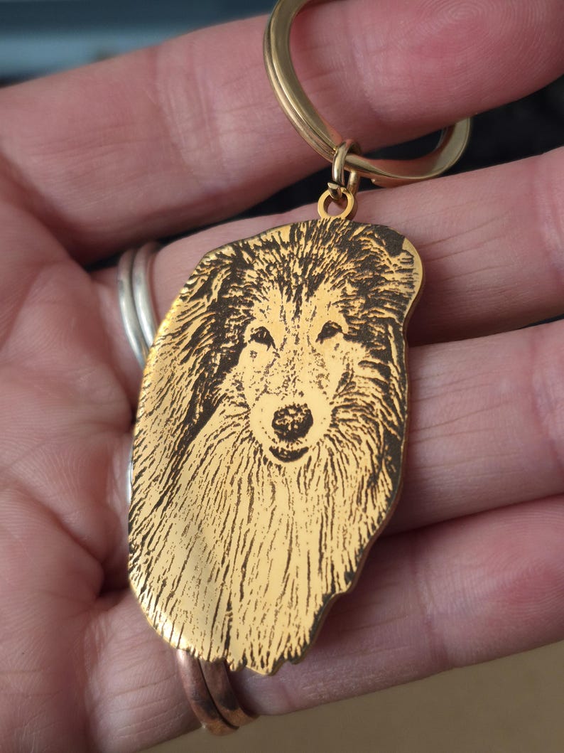 Custom Engraved Pet Photo Keychain | Personalized Dog Portrait Keyring