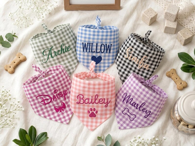 Classic Gingham Personalized Paw Icon Bandana