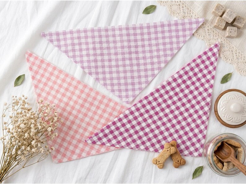 Classic Gingham Personalized Paw Icon Bandana