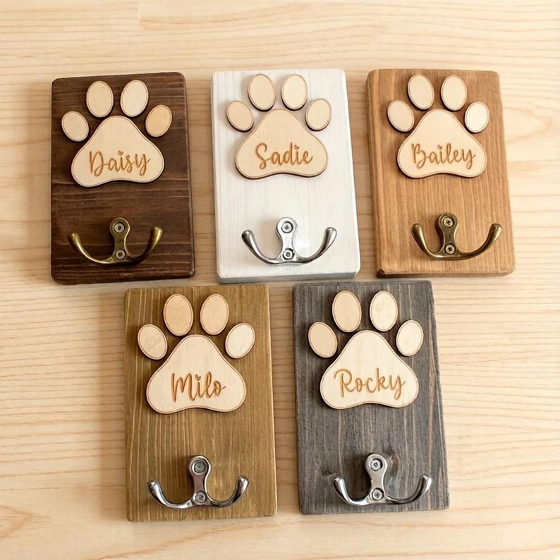 Personalized Paw Print Leash Hook