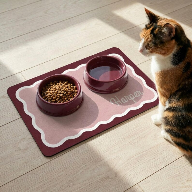 Personalized Scalloped Border Pet Feeding Mat